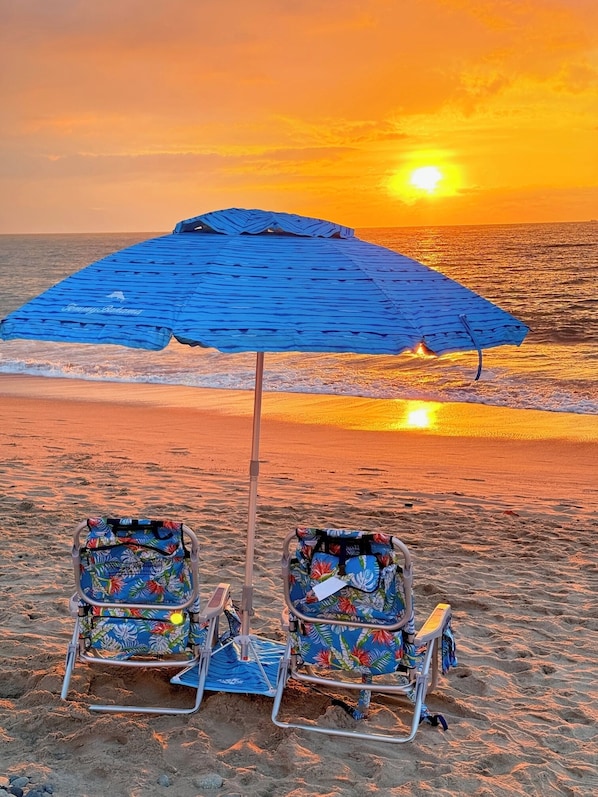 Beach - CONDO W/BALCONY 1 STREET FROM BEACH AND BOARDWALK (Puerto Vallarta)