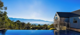 Mount View Estate - A Luxury Getaway with Unforgettable Views
