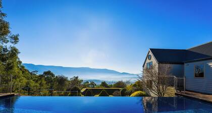 Mount View Estate - A Luxury Getaway with Unforgettable Views