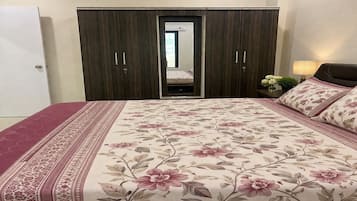 1 habitación y ropa de cama