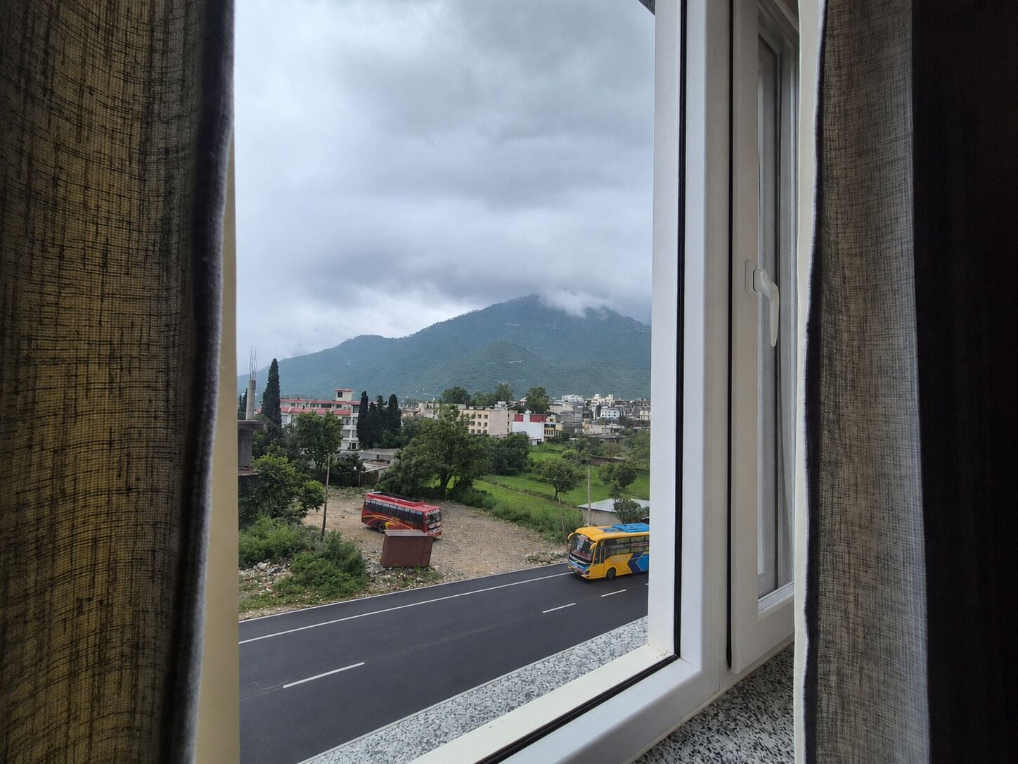 Deluxe Double Room, City View | Mountain view