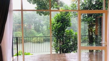 Chambre Quadruple Confort, balcon, vue fleuve