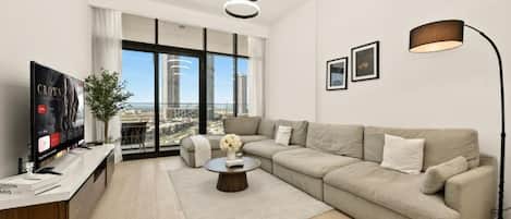 Apartment, Balcony, City View | Living area