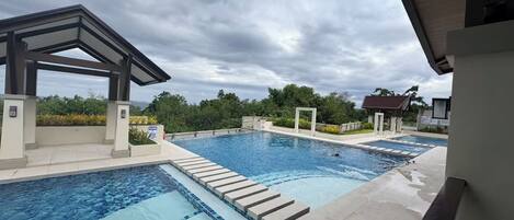 Piscine extérieure