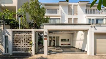 Luxury Villa, City View | Exterior