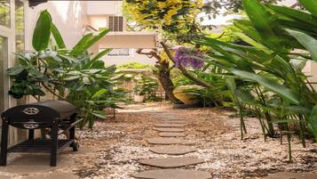 Luxury Villa, City View | Terrace/patio