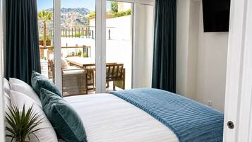 2 habitaciones, tabla de planchar con plancha, wifi y ropa de cama