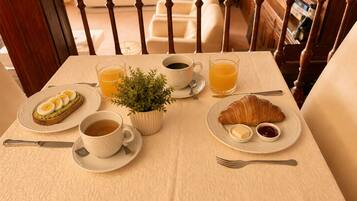Ferdiglaget frokost hver dag (mot et tillegg)