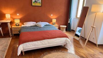 1 chambre, fer et planche à repasser, Wi-Fi