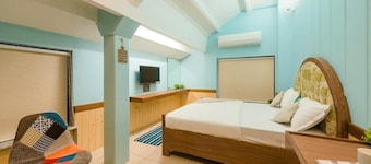 Hotel Travellers Inn Near Fort