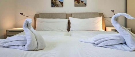 2 bedrooms, desk, free WiFi
