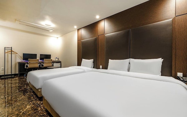 Mu Plus Hotel Busan - Busán