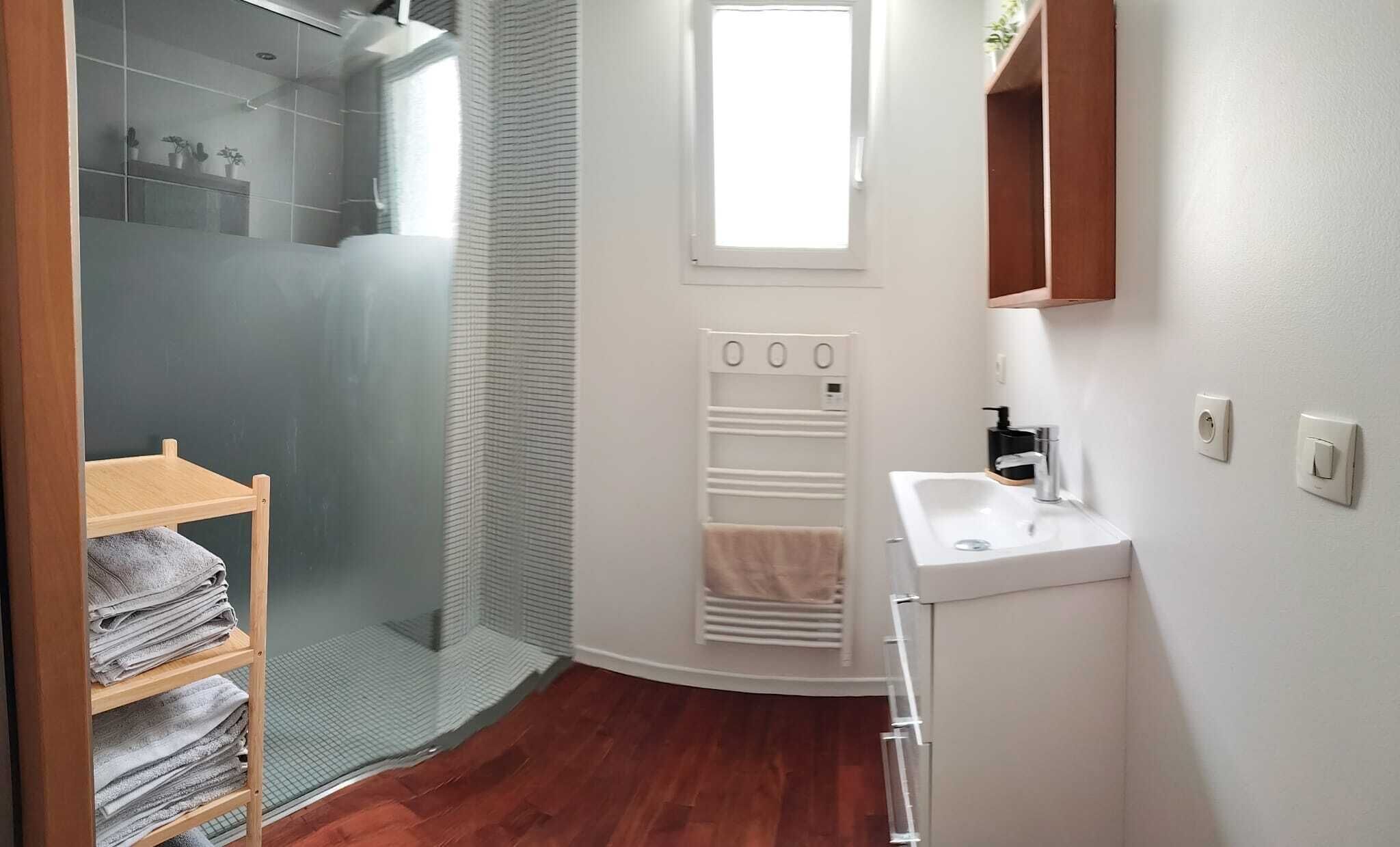 Doccia, asciugamani