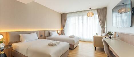 Superior Twin Room, City View | In-room safe, WiFi (free)
