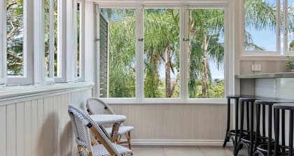 Poppy's Place! 4bed/1bath/2car/views/house ~bardon
