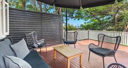 Poppy's Place! 4bed/1bath/2car/views/house ~bardon