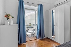 Interior - Contemporary Character! 3bed/1.5bath/1car~new Farm (Brisbane)