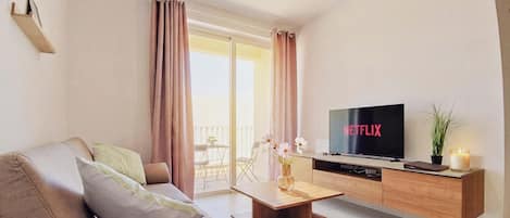 テレビ