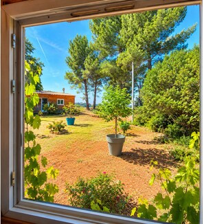 Interior - Wooden house / Swimming pool / Private Guinguette / Sea view / Air conditioning / Jacuzzi optional (Le Beausset)