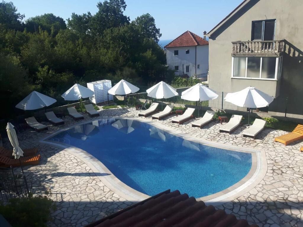 Außenpool (je nach Saison geöffnet)