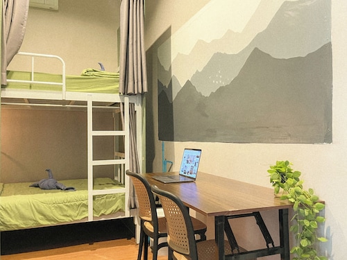 Basecamp Hostel
