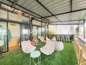 Terrace/patio - Basecamp Hostel (Chiang Mai)