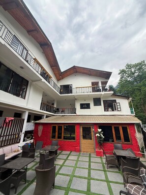 Bahagian luar