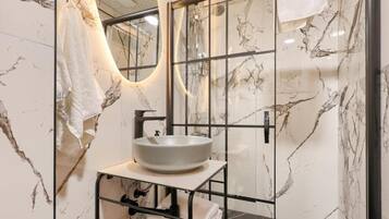 Habitación doble, vistas al mar | Baño