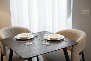 Suite, coin cuisine | Restauration