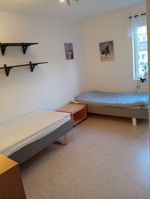 Apartment, 2 Schlafzimmer, Raucher, Balkon | 2 Schlafzimmer