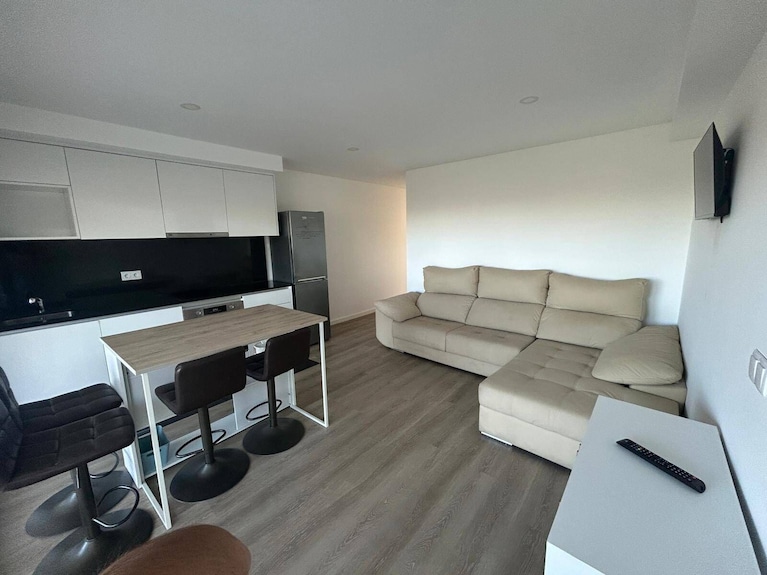 Apartamento T2 Com Terraço - Santa Clara