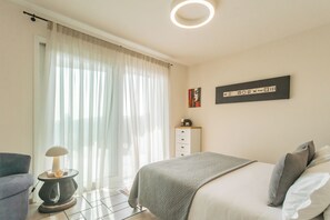 วิลล่า (4 Bedrooms) | 4 ห้องนอน, เตารีด/โต๊ะรีดผ้า, ผ้าปูที่นอน