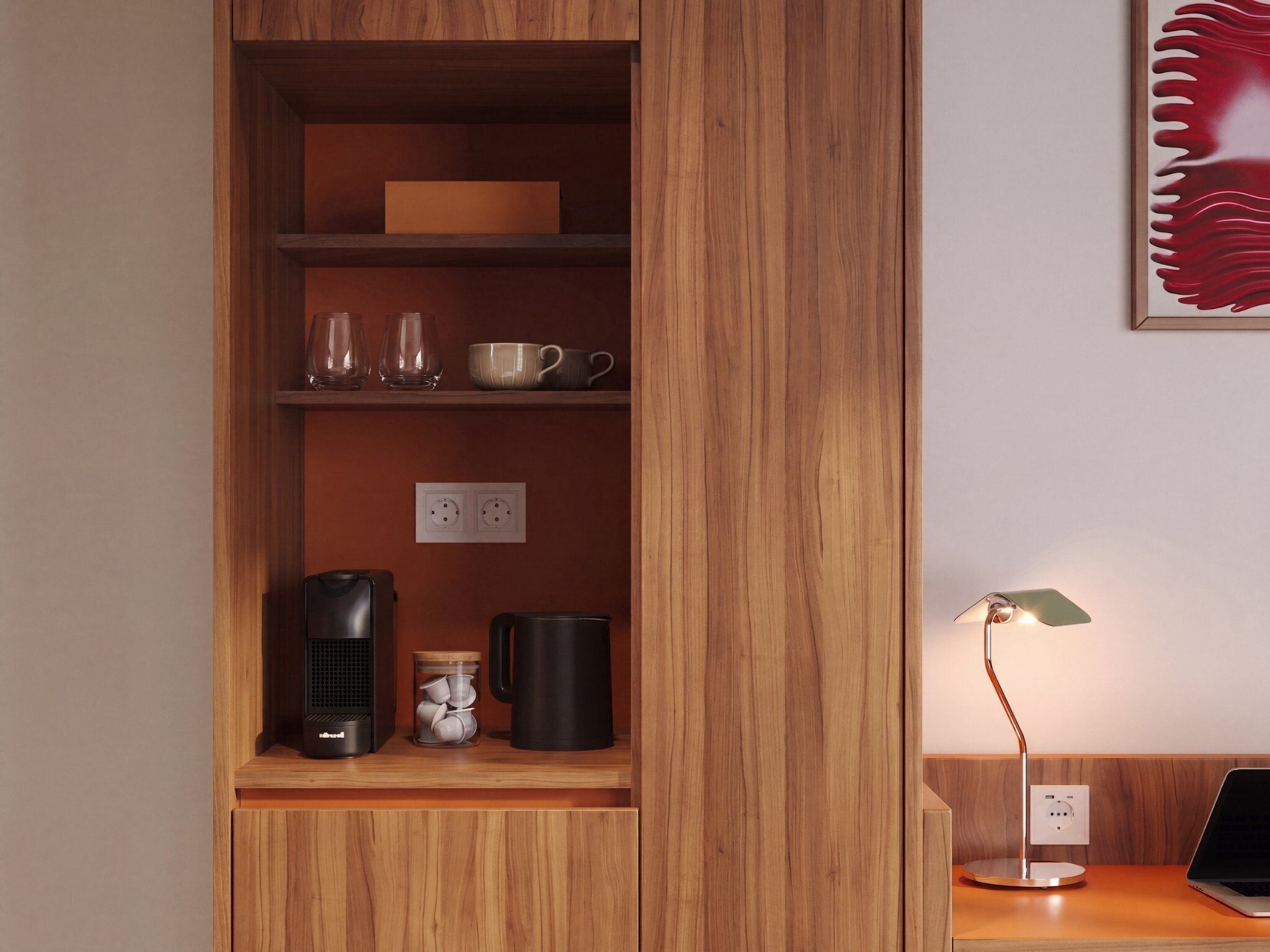 Standard Room | Premium bedding, in-room safe, laptop workspace, blackout drapes