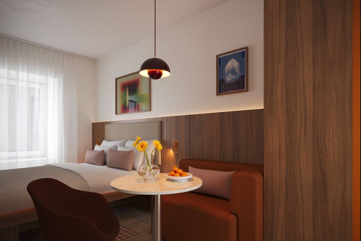 Medium Studio with Kitchenette
