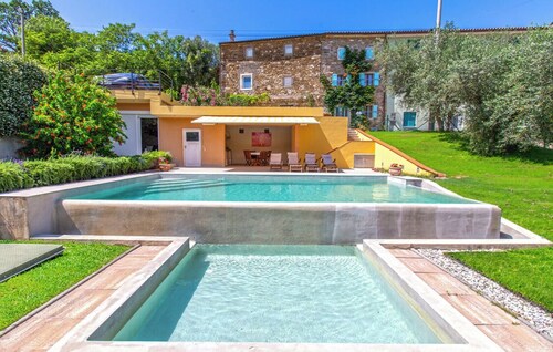 Fantastic stone villa in the Dragonja Valley - perfect family vacation with pool & dog