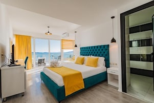 Superior Suite, Balcony, Beachfront