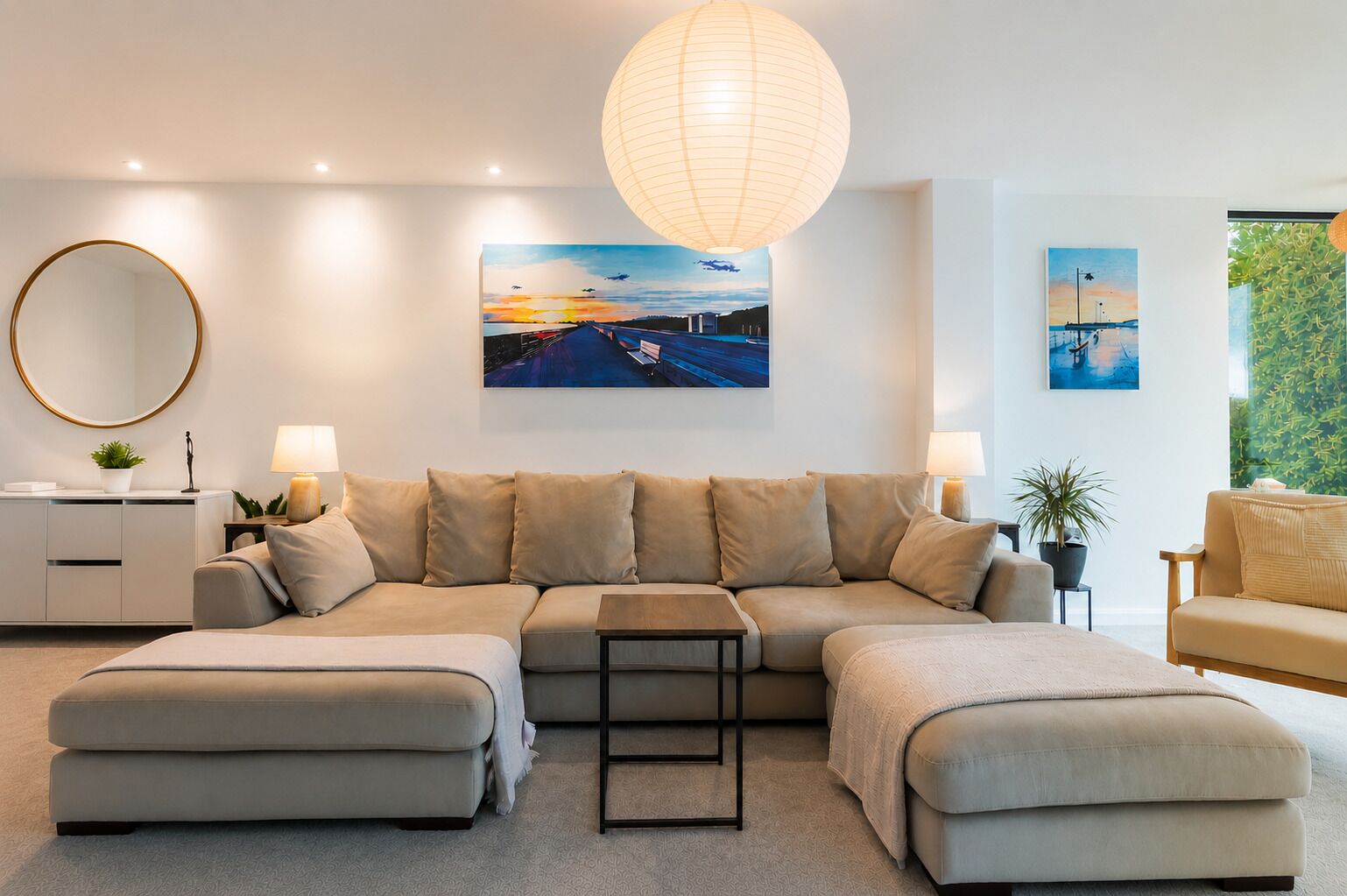 Modern Coastal Retreat  5 Bed Home Offering Space And Style For Up To 12 Guests - Folkestone