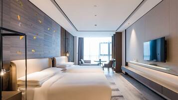Basic Double Room | In-room safe, blackout drapes, soundproofing, iron/ironing board