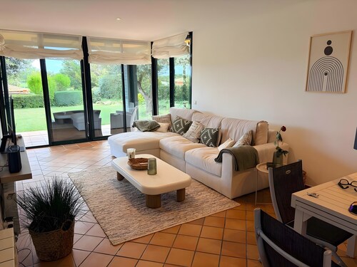 Villa 'Isabelle' with Shared Pool, Private Terrace and Wi-Fi