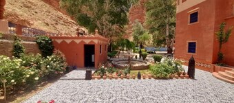 Berbere De La Montagne Hotel