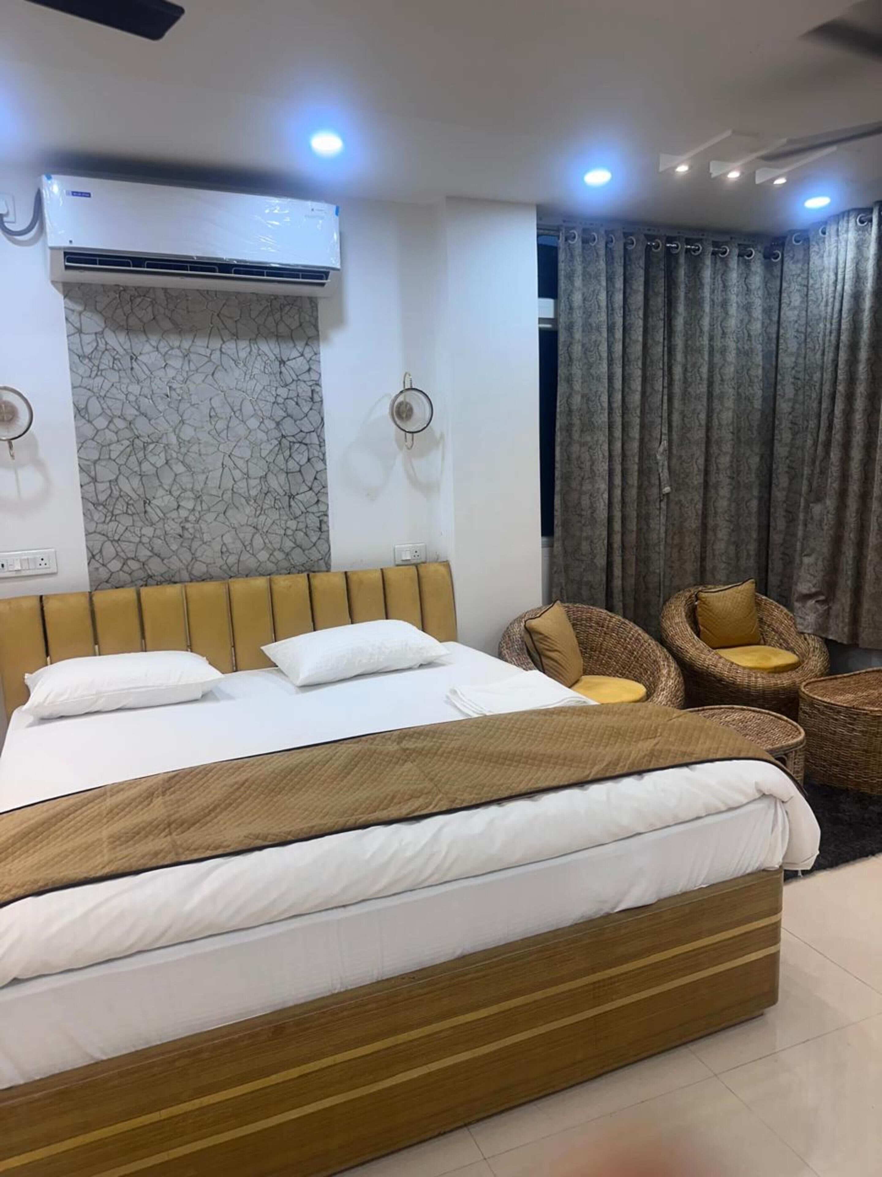 Quarto luxo | Camas extras/dobráveis (sobretaxa), roupa de cama