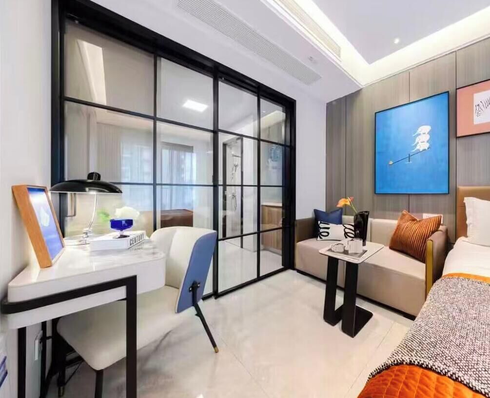 Condo Superior, 1 giường cỡ queen, quang cảnh thành phố | Bàn, khu vực làm việc phù hợp cho laptop, màn/rèm cản sáng 