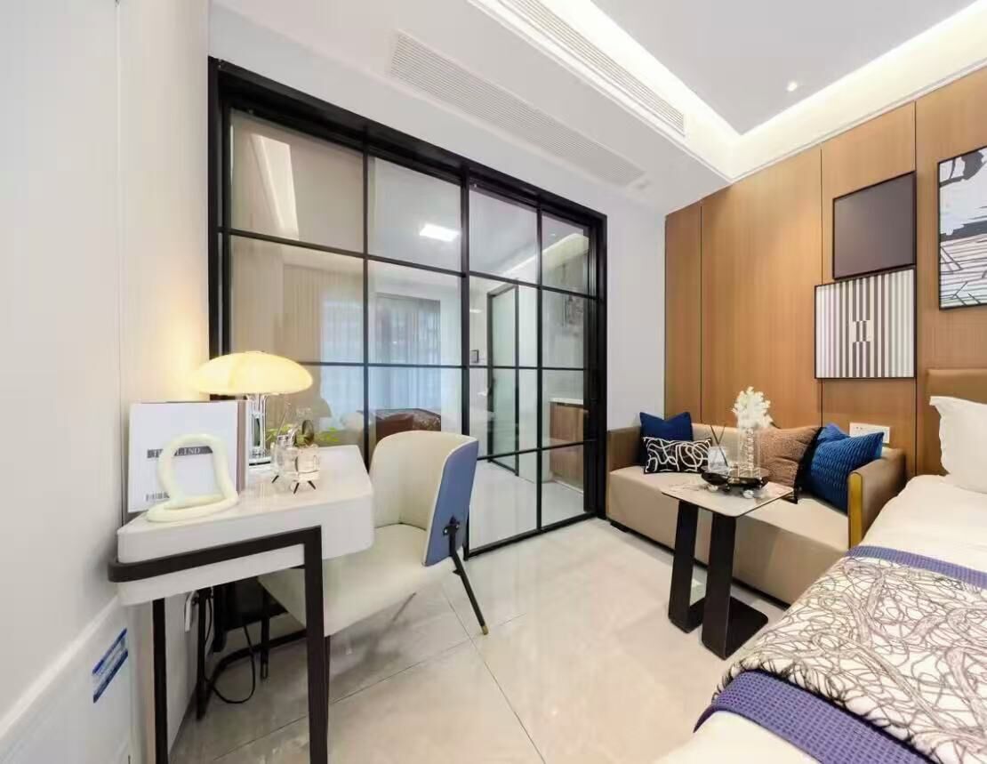 Superior Condo, 1 Queen Bed, City View | Desk, blackout curtains, soundproofing, iron/ironing board