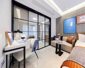Superior Condo, 1 Queen Bed, City View | Desk, blackout drapes, soundproofing, iron/ironing board - Ge Rui  ApartmentFutian Shenzhen. (Futian District, Shenzhen.)