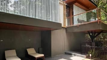 Deluxe Villa | Terrace/patio
