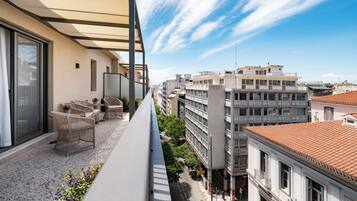 Deluxe-Apartment, Balkon, Stadtblick | Blick auf die Stadt