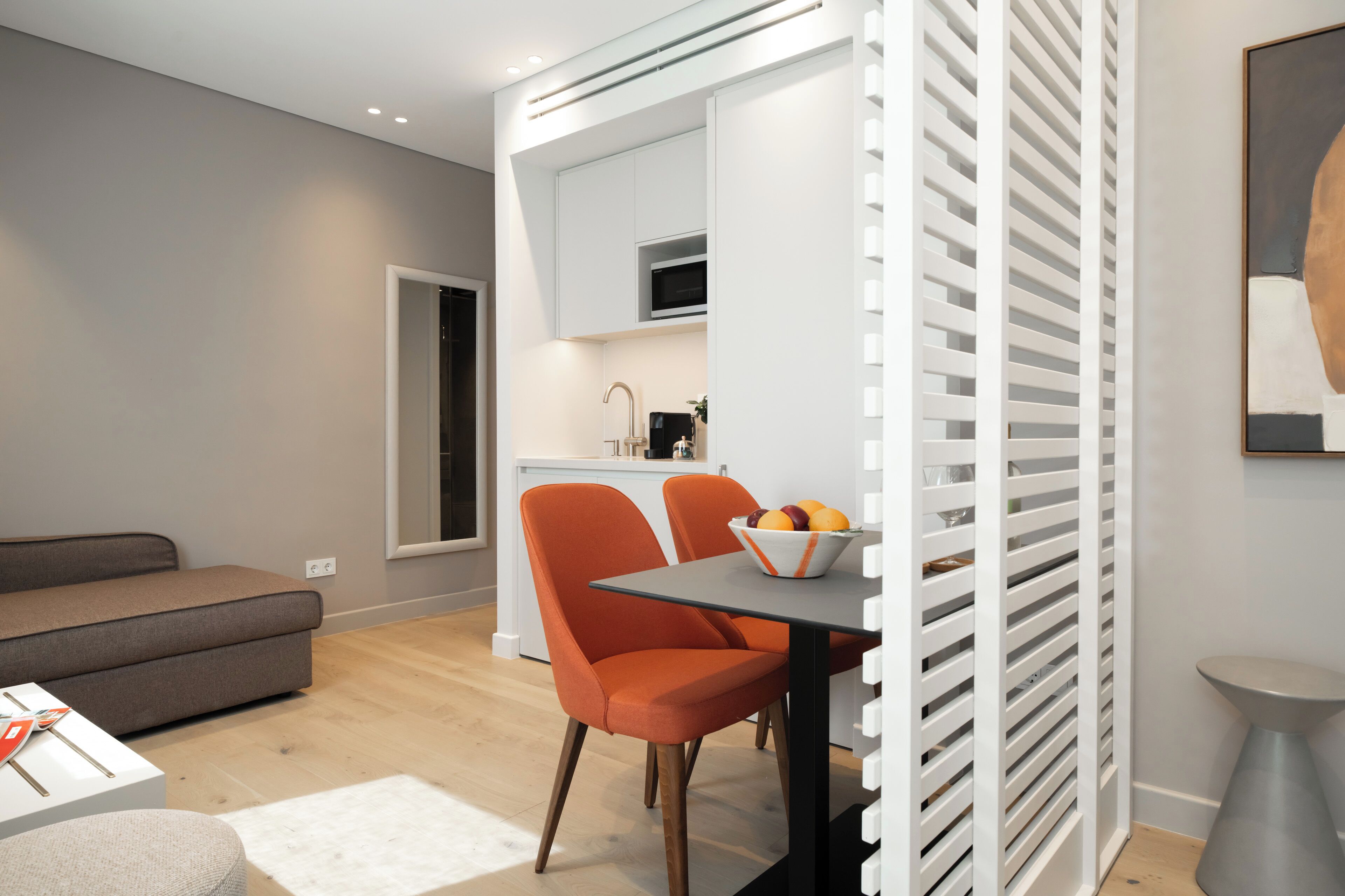 Studio Deluxe, balcon, vue ville | Restauration dans la chambre