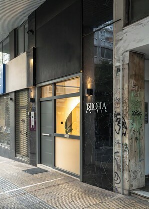 Building design - Trilogia Suites (Athina)