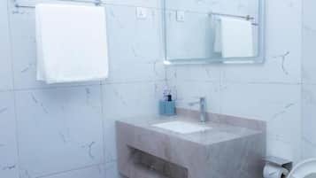 Bungalow, Balcony, Garden View | Bathroom