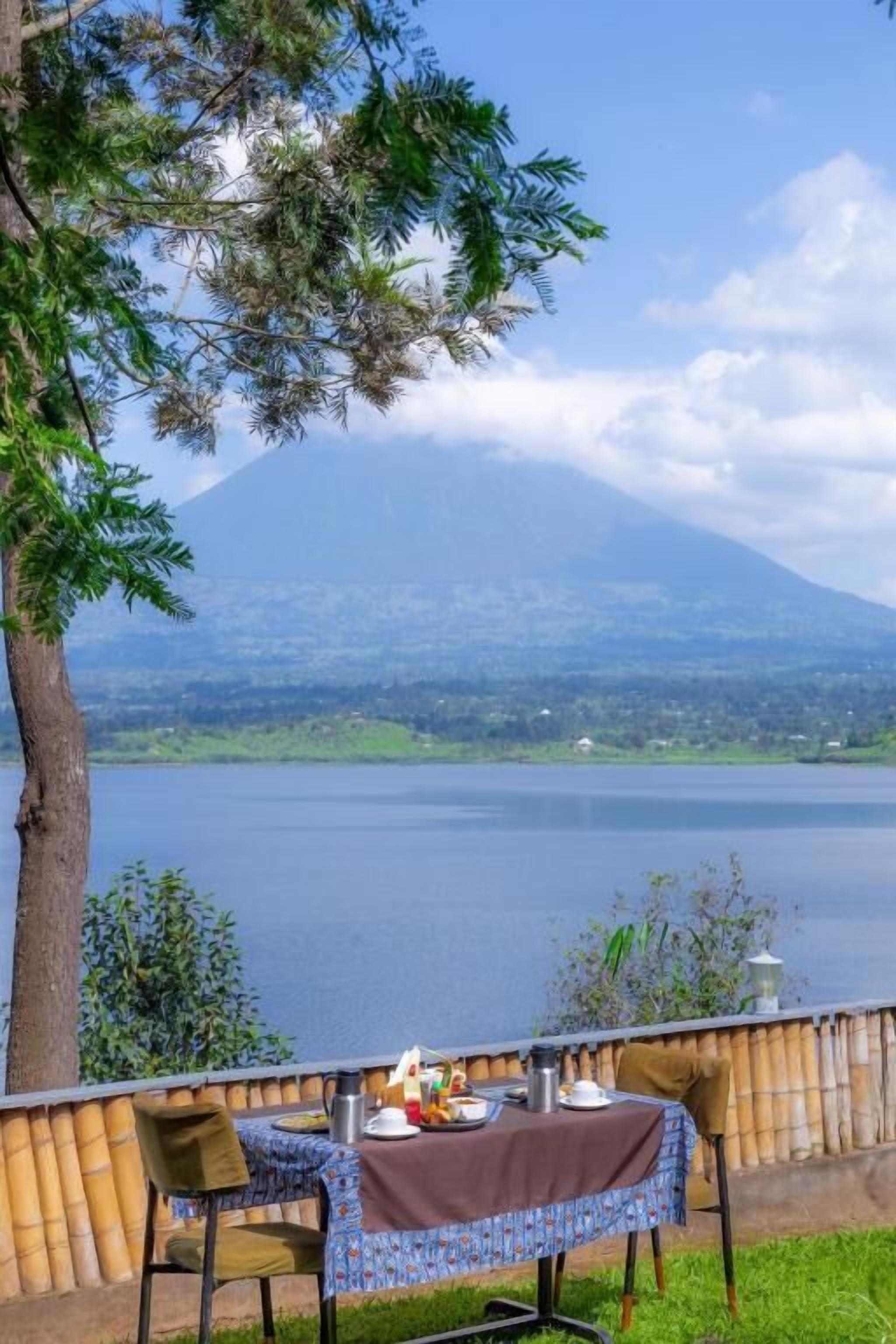 Tempat makan outdoor
